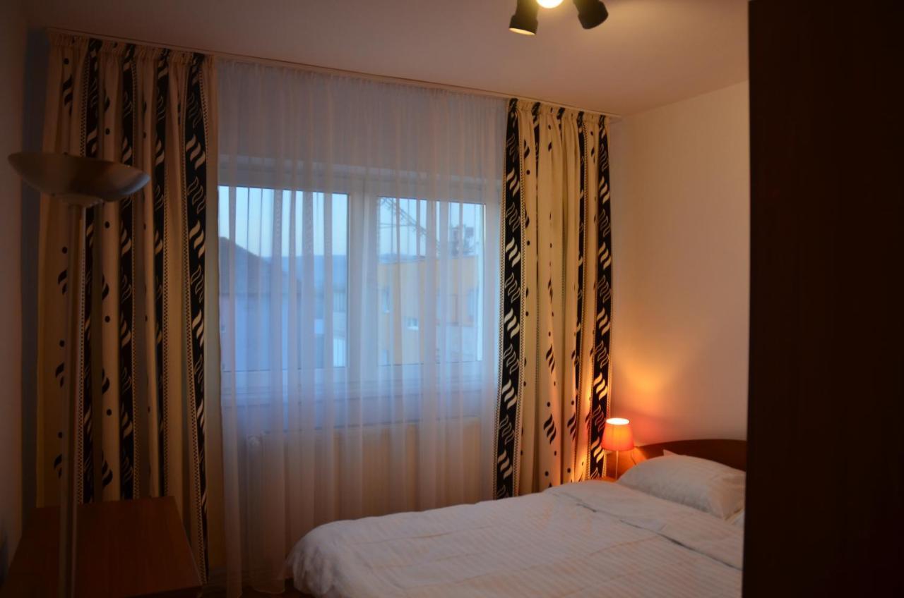 Cazare Medias, Apartament Modern Ngoại thất bức ảnh
